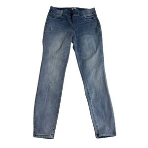 Wonderly Light Blue Ankle Jeans